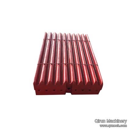 Jaw crusher fixed and swing jaw plates